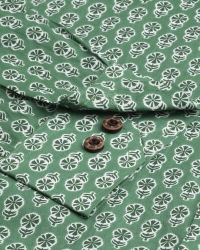 Millennial Men Green & White Cotton Full Sleeve Shirt for Men